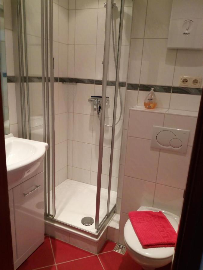 Fewo Therme Inkl Handtuecher Und Bettwaesche ألتيناو المظهر الخارجي الصورة